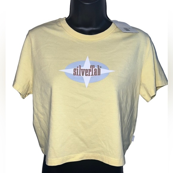 Levi's Tops - Levi’s Silver Tab Cropped Jordie tee yellow, size S